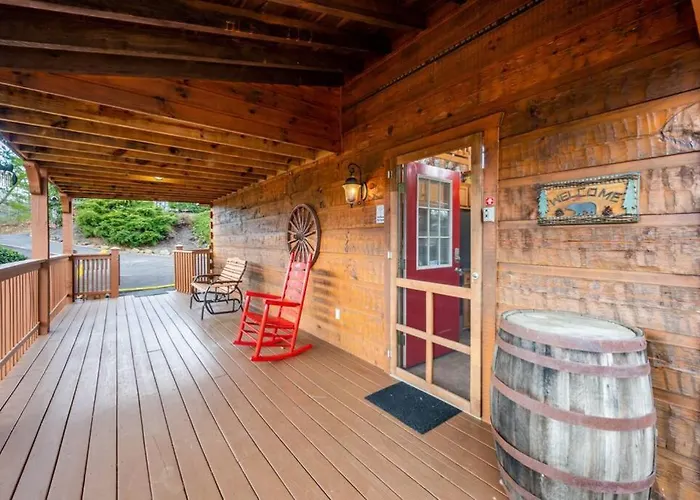 Over The Mountain - Smoky Mountain View Cabin