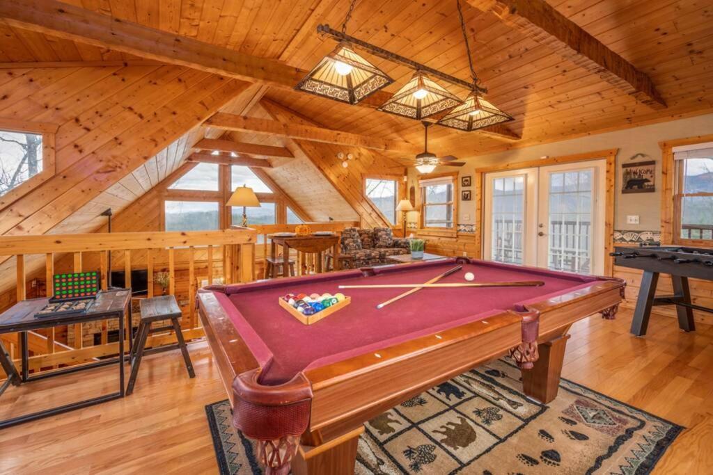Over The Mountain - Smoky Mountain View * Sevierville