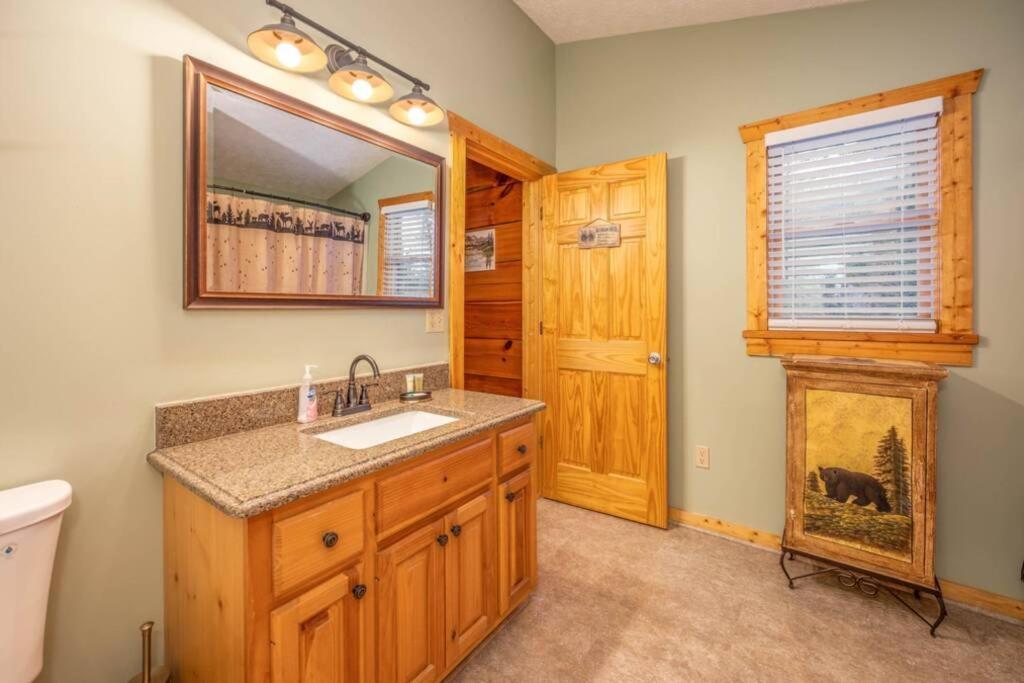 Over The Mountain - Smoky Mountain View Holiday home