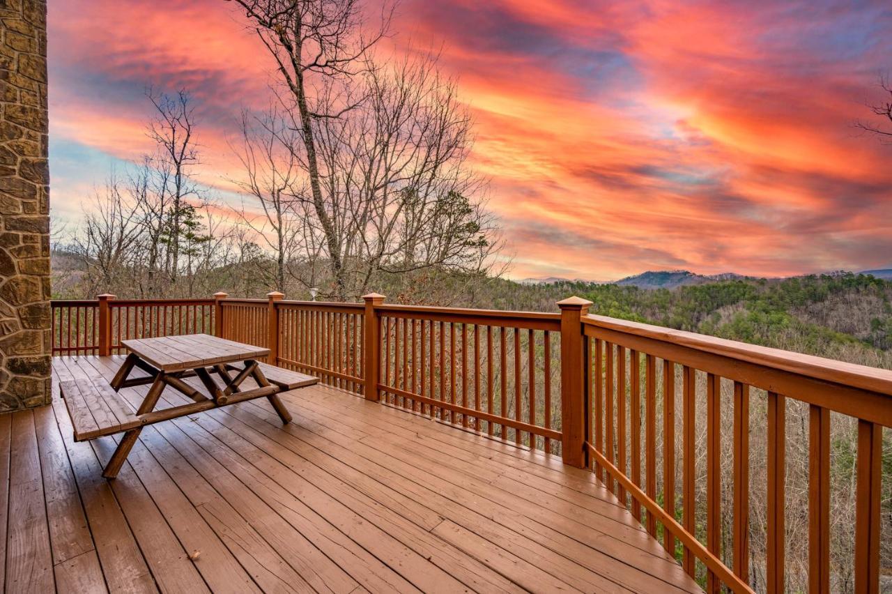 Over The Mountain - Smoky Mountain View Holiday home *