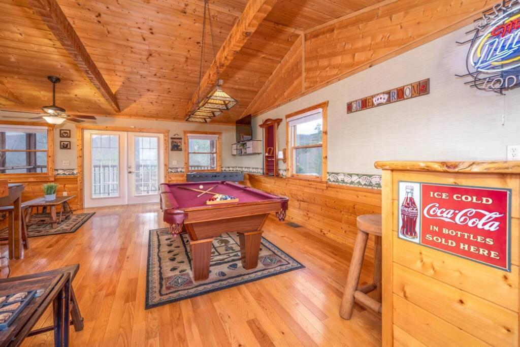 Over The Mountain - Smoky Mountain View Holiday home