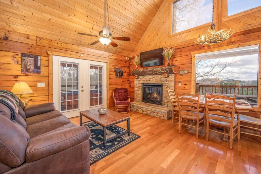 Over The Mountain - Smoky Mountain View Sevierville